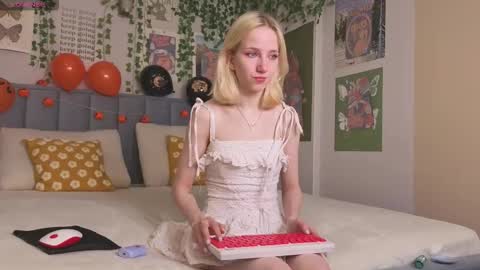 Emma online show from 10.26.25