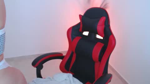 Snapshot of emacop chatting on 10.16.25 SAMANTA online show from 10.16.25