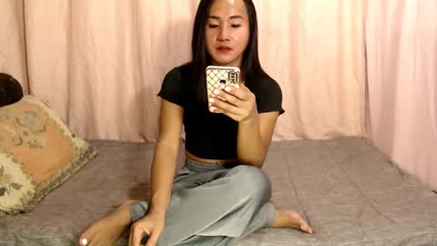 Snapshot of emarie91 chatting on 01.10.25 Trans cummer online show from 01.10.25