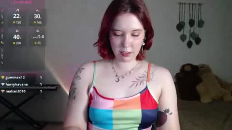 Snapshot of ember_lune chatting on 07.13.26 Ember online show from 07.13.26