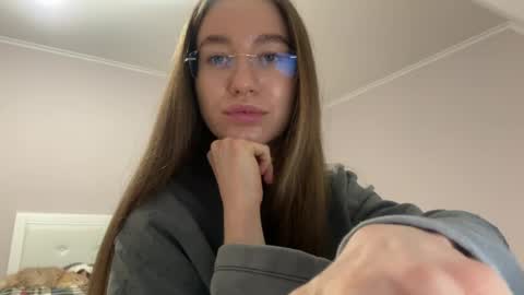 Alina online show from 04.18.26