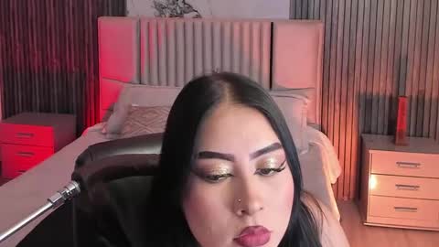 Ember Velvet online show from 04.01.26