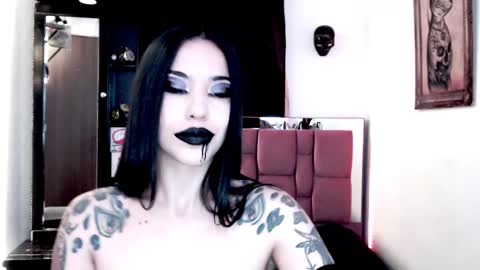 Emerald Black online show from 12.09.24