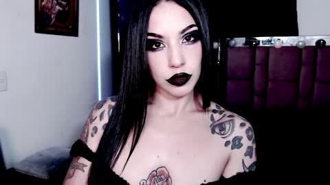 Emerald Black online show from 01.28.25