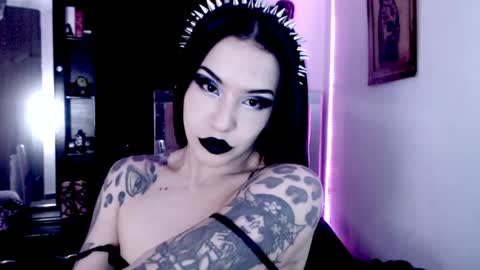 Snapshot of emearld_black chatting on 05.03.26 Emerald Black online show from 05.03.26