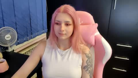 Lina online show from 09.20.25