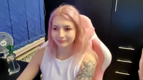 Lina online show from 09.27.25