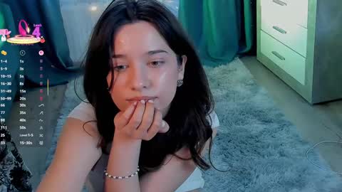 Emelia online show from 03.08.25