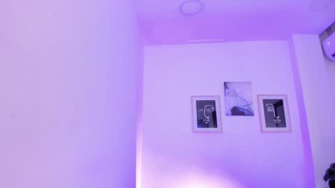 Snapshot of emelie_89 chatting on 02.01.25 emelie_89 online show from 02.01.25