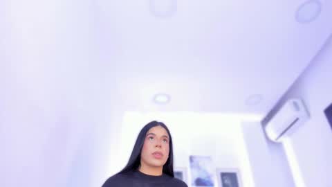 Snapshot of emelie_89 chatting on 09.09.25 emelie_89 online show from 09.09.25