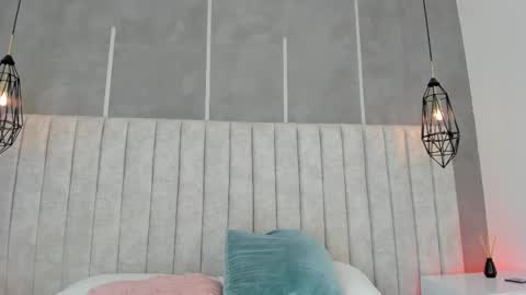 emelie_89 online show from 11.23.25