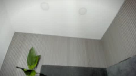 emelie_89 online show from 04.17.26