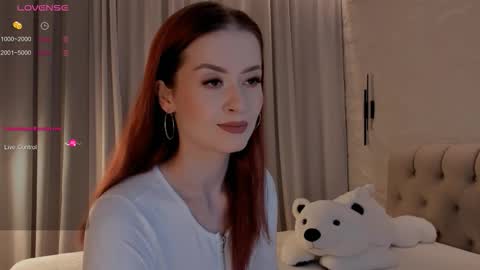 Snapshot of emelilove chatting on 11.07.25 Emeli online show from 11.07.25