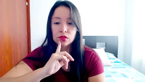 emely_sexx online show from 12.25.24