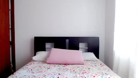 Snapshot of emely_sexx chatting on 11.06.25 emely_sexx online show from 11.06.25