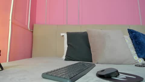 Emy online show from 09.23.25