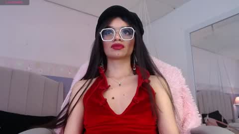 Danna online show from 11.21.25