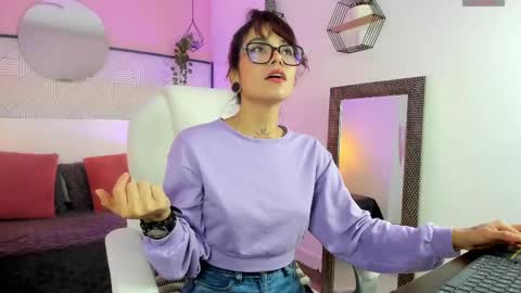 Esmeralda online show from 10.28.25