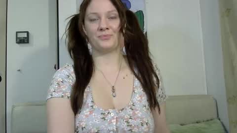 EmerieSkye online show from 03.10.25