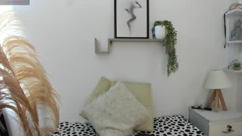 emi_carter online show from 10.13.25