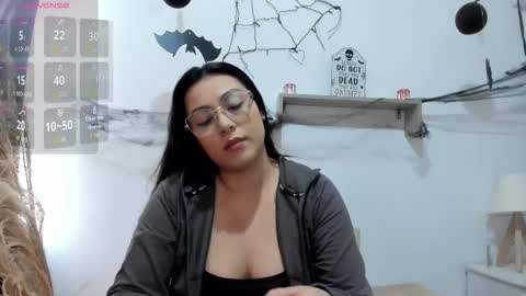 emi_carter online show from 10.30.25