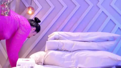 Emily online show from 09.23.25