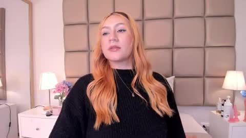EMILY ROBERTS online show from 01.09.25