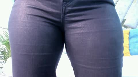 Snapshot of emiily_smile chatting on 01.26.25 Emily online show from 01.26.25