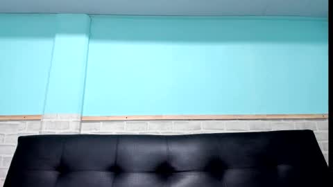 Snapshot of emiily_smile chatting on 02.15.25 Emily online show from 02.15.25