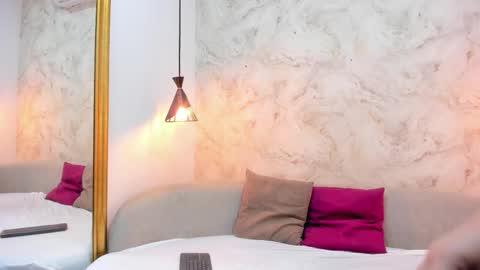 emiily_white_ online show from 01.06.26