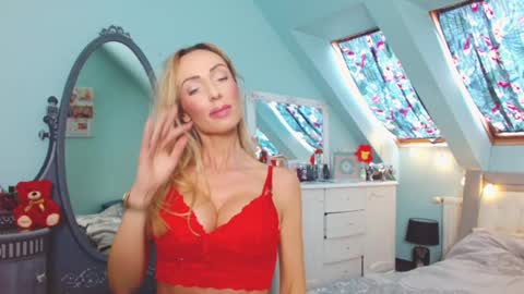 Emila online show from 03.11.25