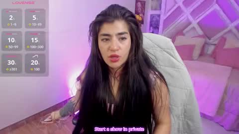 emilayton_ online show from 09.23.25