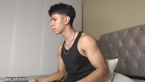 Snapshot of emile_239 chatting on 01.22.25 emile_239 online show from 01.22.25