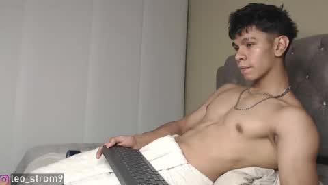 Snapshot of emile_239 chatting on 02.13.25 emile_239 online show from 02.13.25