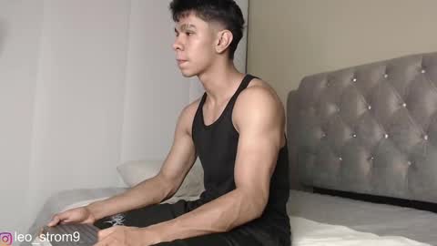 Snapshot of emile_239 chatting on 02.16.25 emile_239 online show from 02.16.25