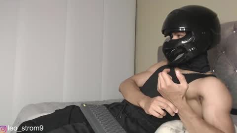 Snapshot of emile_239 chatting on 02.25.25 emile_239 online show from 02.25.25