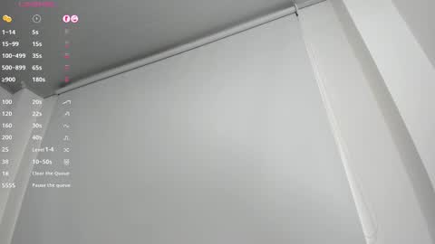 Emili Lenus online show from 02.12.25