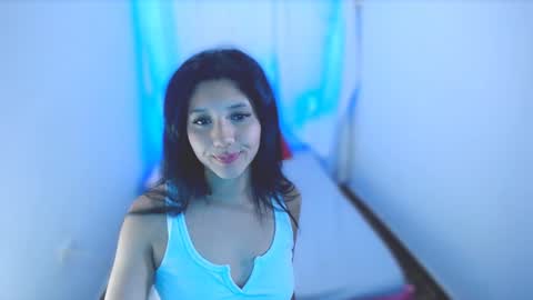 Snapshot of emili_riders chatting on 01.21.25 emili riders online show from 01.21.25