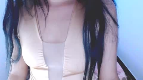 Snapshot of emili_riders chatting on 01.24.25 emili riders online show from 01.24.25