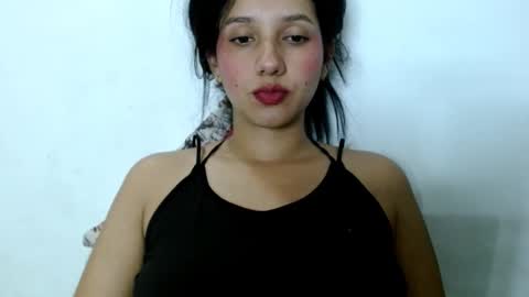 Snapshot of emili_riders chatting on 02.24.25 emili riders online show from 02.24.25