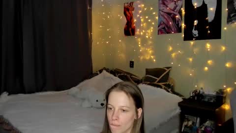 Snapshot of emili_sweet__ chatting on 02.16.25 emili_sweet__ online show from 02.16.25
