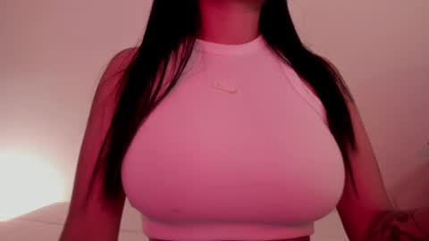 Emilia Big Boobs online show from 01.25.25