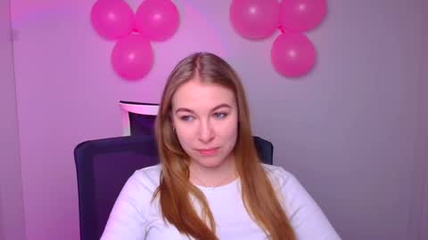 Emilia online show from 02.12.25