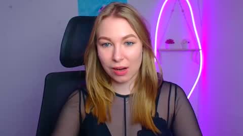 Emilia online show from 03.25.26