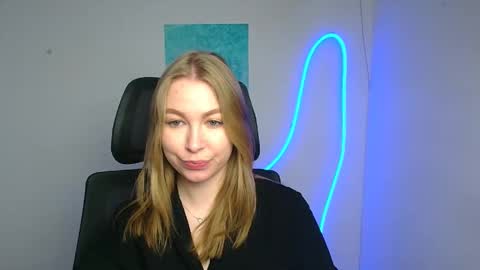 Emilia online show from 04.05.26