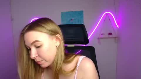 Emilia online show from 05.08.26