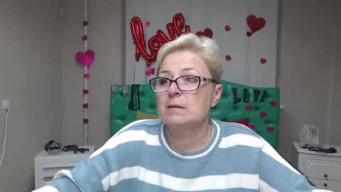 Snapshot of emiliagree chatting on 10.01.25 EmiliaGree online show from 10.01.25