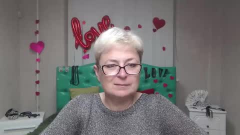 Snapshot of emiliagree chatting on 10.08.25 EmiliaGree online show from 10.08.25