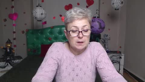 EmiliaGree online show from 11.15.25