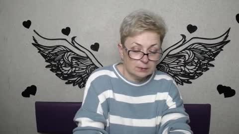 Snapshot of emiliagree chatting on 03.25.26 EmiliaGree online show from 03.25.26